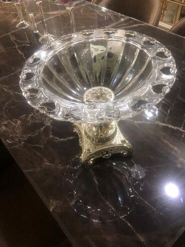 Qida məhsulları: Meyve, konfet qabi. Ideal veziyyetde yenidi — 2