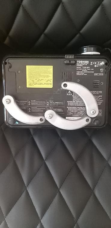 pc hisseleri: Toshiba TDP-SP1 DLP proyektor - Ekran texnologiyası: DLP (Texas — 2