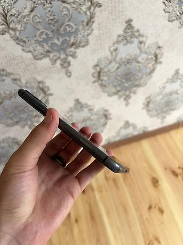 iphone x ikinci el: IPhone 12, Qara, Face ID — 2