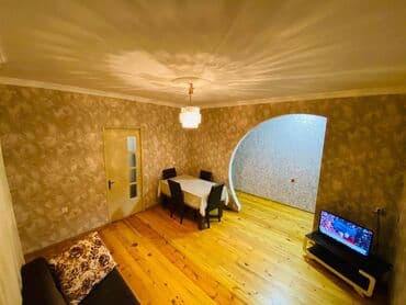 qaracuxurda ev: 75 kv. m, 2 otaqlı — 4