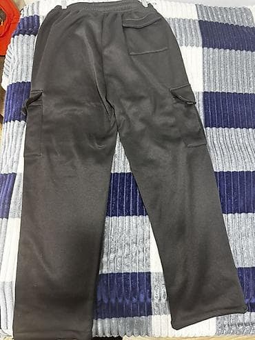 Kişi Geyimləri: Qara rəngli kişi cargo şalvarı Tezedi hec istifade olunmuyub Razmer — 4