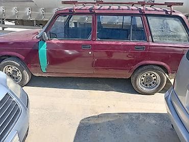 radiator vaz: Lada 2104 universal, tünd-bordo rəng. - Kuzov: 5 qapılı universal — 3