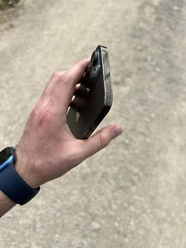 ipad air 5: IPhone 13 Pro Max, 128 GB, Graphite, Face ID — 6