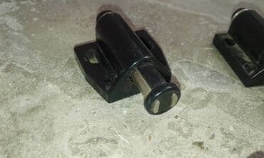 qapı uzlukləri: Mebel qapıların üçün maqnit satılır. Biri 3 manat — 1