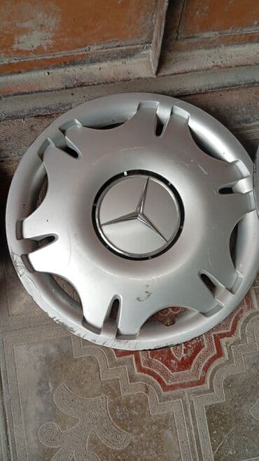 disklər r16: Б/у Колпак Mercedes-Benz R 16 — 2