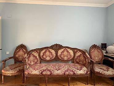 islemis divanlar: Klassik üslubda 3 hissəli salon dəsti - Tərkib: 1 böyük üçlü divan və — 4