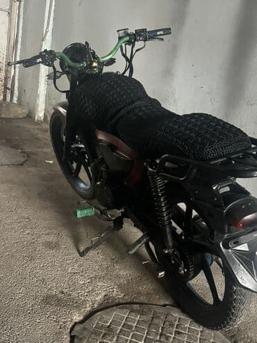 ses bogucu: Moped/Motosiklet – şəhər içi gündəlik sürüş üçün praktik model — 2