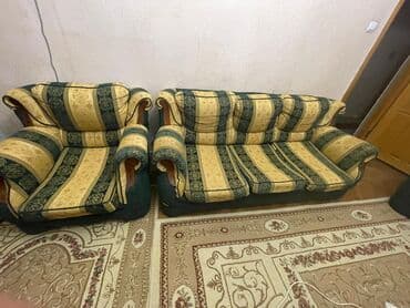stul stol desti: Divan 2 kreslo . Divan açilir. Cox möhkem kefiyyetli maldir.Qiymet 200 — 2