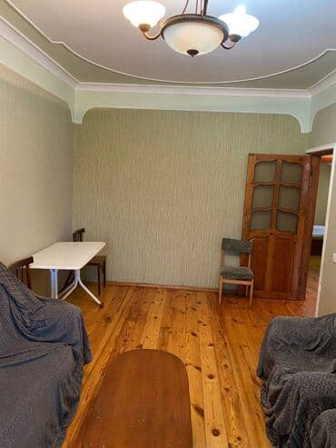 şəhər bağları mənzil satılır: Bakı, 3 otaqlı, Köhnə tikili, m. Neftçilər, 82 kv. m — 1