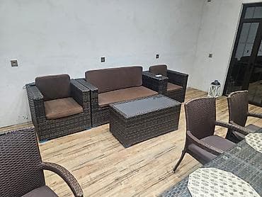 Dördbucaq masa, 10 stul, Açılmayan, Stullar ilə, Həsir toxunuşlu