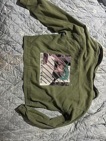 stapel fasonlar instagram: Xaki-yaşıl rəngdə qısa kəsim denim üslublu üst geyimi (cins jaket — 2