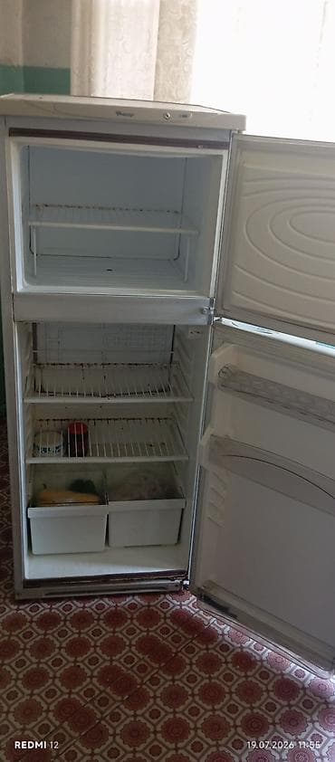 hofmann soyuducu: Dnepr iki qapılı soyuducu - Rəng: ağ - Yuxarıda dondurucu bölmə — 2