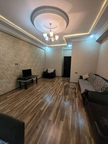 razində kirayə evlər 2024: Nizami rayonu,Bəkir Çobanzadə küçəsi, Bonadea xəstəxanasının, Top qapı — 2