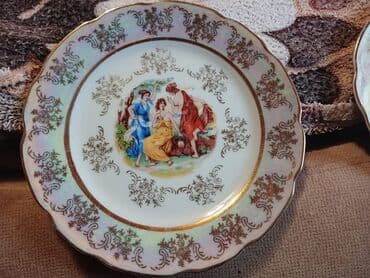 ikinci el qab qacaq: Boşqablar, rəng - Qızılı, Farfor, İtaliya — 1