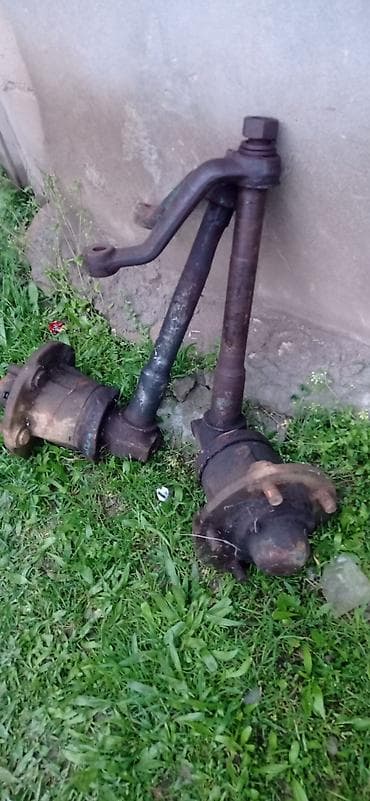 Məhsul: Kənd təsərrüfatı texnikası üçün dəmir ehtiyat hissələri və