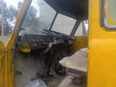 Коммерческий транспорт: Su/yanacaq daşıyan xüsusi texnika – mavi rəngli metal sisternli yük — 4