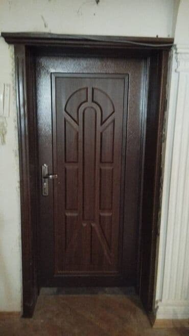 Seyf qapı.Daxili ölçüsü 95x210