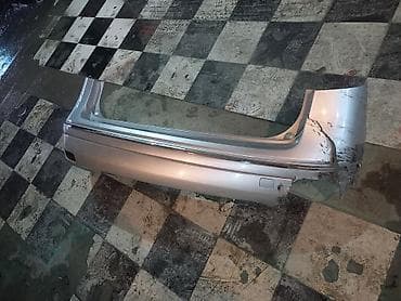 qazel kuzası: Hunday A30 arxa buferi frqonundı — 2