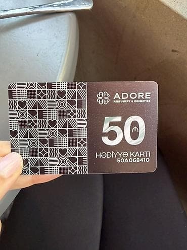 kasmetika qabi: ADORE Perfumery & Cosmetics hədiyyə kartı - Brend: ADORE (ətir və — 1