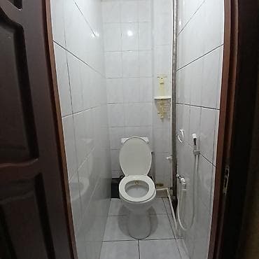maştağa evləri: 10cu mk 2otaqlı içi əşyalı ev kira verilir 5in 3cu mərtəbəsi 400azn — 9