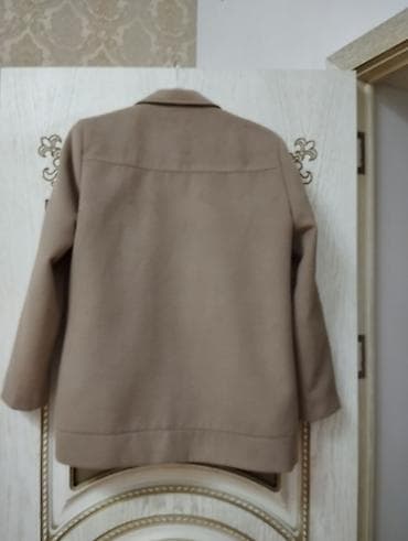 ağaç: Palto 44 razmer dəyərindən asağı satilır — 5