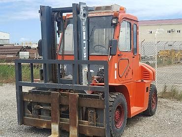forklift: CPCD50 Yükqaldırma gücü 5 ton Yükqaldırma hündürlüyü 3 metr Kabina və — 3