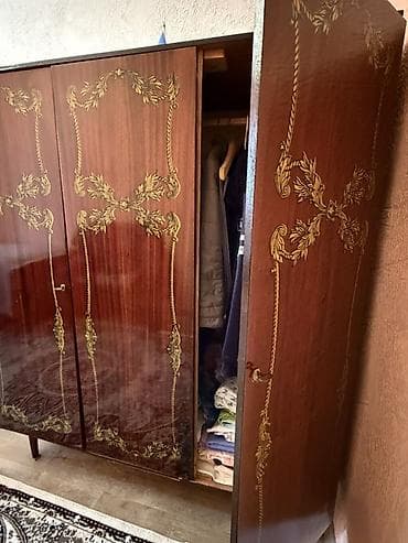 3 qapılı, Qəhvəyi, Taxta, Açılan, Düz dolab