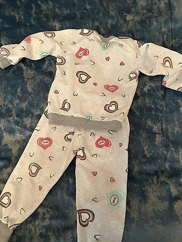 Dəstlər: Ehtiyaci olanlar zeng ede biler 1yaşa qederdir — 4