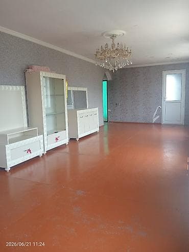 sahe: 4 otaqlı, 25 kv. m, Kredit yoxdur, Orta təmir — 6