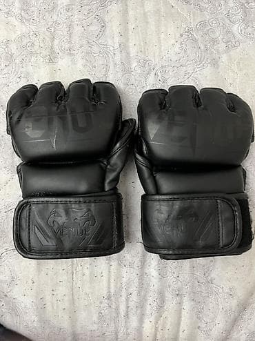MMA/döyüş əlcəkləri – Venum markası, qara rəng - Nümunə: barmaq