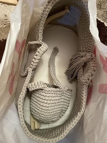 uwaq bewiyi: Oğlan və qız üçün, Dördbucaq, Beşik, Dəstsiz, Matras ilə, Yellənmə mexanizm ilə — 2