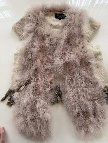 Yumşaq və isti dovşan xəzindən hazırlanıb. Kürk çox yüngüldür və rahat — 2