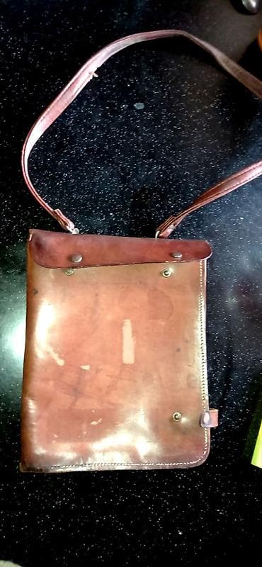 kohnə pullar alıram: ​Бренд: Albin Scholle K.G. — известная немецкая фирма из Цайца. Она — 3