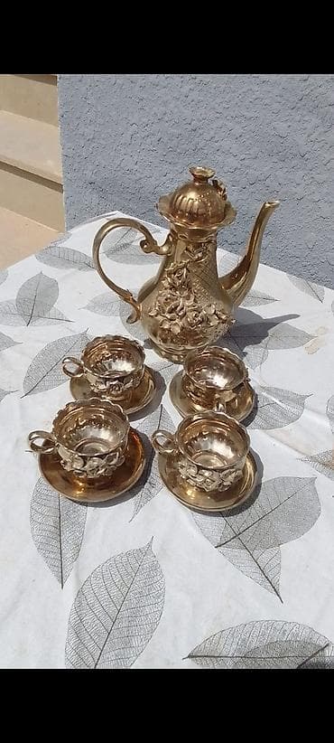 Qəhvə dəsti, rəng - Qızılı, Metal — 1