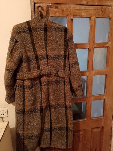 qadınlar üçün i̇talya istehsalı dublyonkalar: Qadın palto – klassik xovlu toxuma, qəfəsli naxış - Model: Uzun — 3