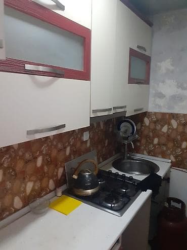 ev menzil: Bineqedi ray,Biləcəri qes,5mertebeli yataqxana tipli binanın 2ci — 5
