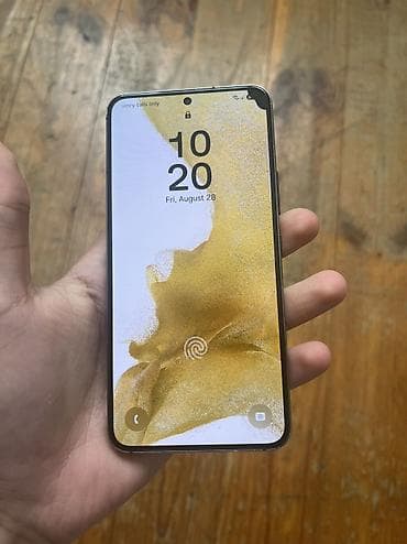 ipad pro m2 chip: Samsung Galaxy S22, 128 GB, rəng - Qara, Barmaq izi, Simsiz şarj, Face ID — 2