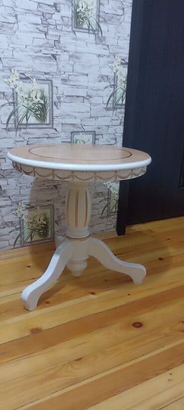 Stullar: Jurnal masası, Yeni, Açılmayan, Taxta, Yumru masa — 2