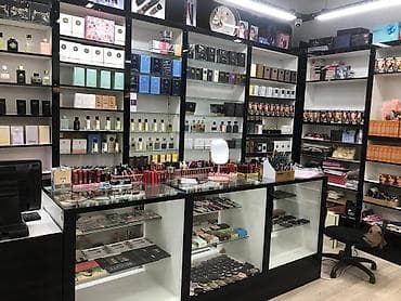 Hazır biznes: Həzi Aslanov metrosunun cixisinda parfumeryiya magazasi satilir.Hazir — 4