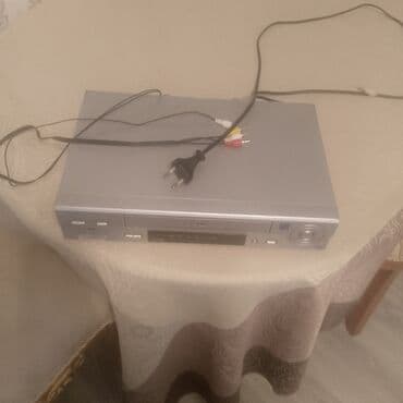 OKI VHS videomaqnitofon - Format: VHS kasetlərin oxudulması və