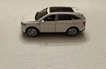 mozaika oyuncaq: Məhsul: KIA Sorento miniatür model avtomobil - Korpus: ağ rəngli — 5