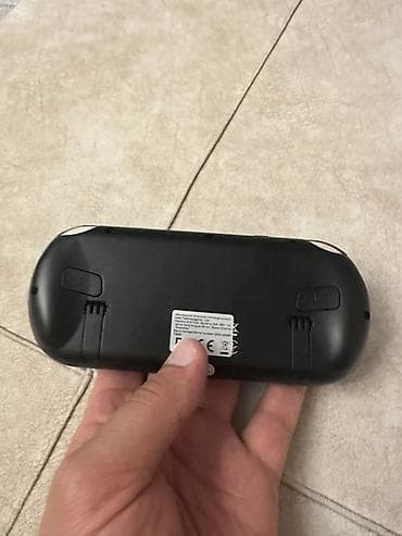 oyun sukani: Portativ oyun konsolu SF3000. Daxilində 22959 oyun var. Zaryadkanı əla — 3