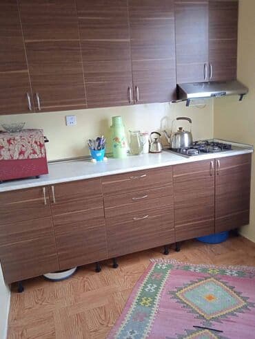 savalan qesebesi harda yerlesir: 4 otaqlı, 150 kv. m, Orta təmir — 5