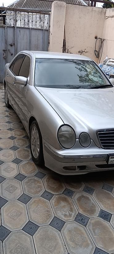 debilqe satisi: Mersedes 210 240 Mator 99 Model 200 Gəlir Tamada Yaxşı İşləg — 3