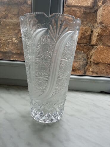 Xrustal tezedir . endirim olunacaq lalafo.az -da Xrustal tezedir . endirim olunacaq