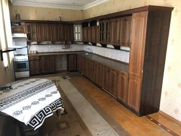 ayliq kiraye oteller: 28 may metrosuna yaxin amerika sefirliyine yaxin yerləşən 4 otaqli — 3