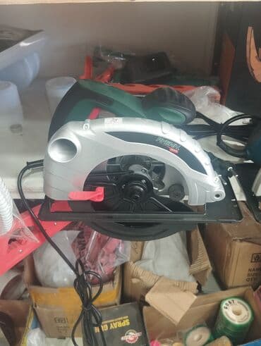 künc kəsən mişar: Dairəvi mişar müxtəlif materialları, xüsusən də ağacı kəsmək üçün — 2