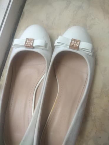 белые туфли новые: Туфли, Размер: 36, цвет - Белый, Б/у — 3