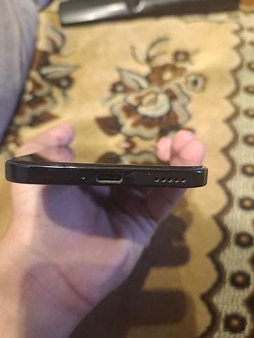 9990 telefon: Honor 200 Lite, 256 GB, rəng - Qara, Barmaq izi, Face ID — 3