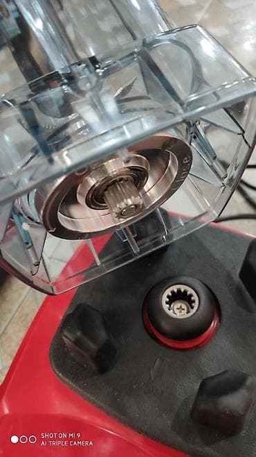 Blender kokteyl blendr kakteyl Sinbo Guc 1800 watt 2.0L tutumu Demir — 9